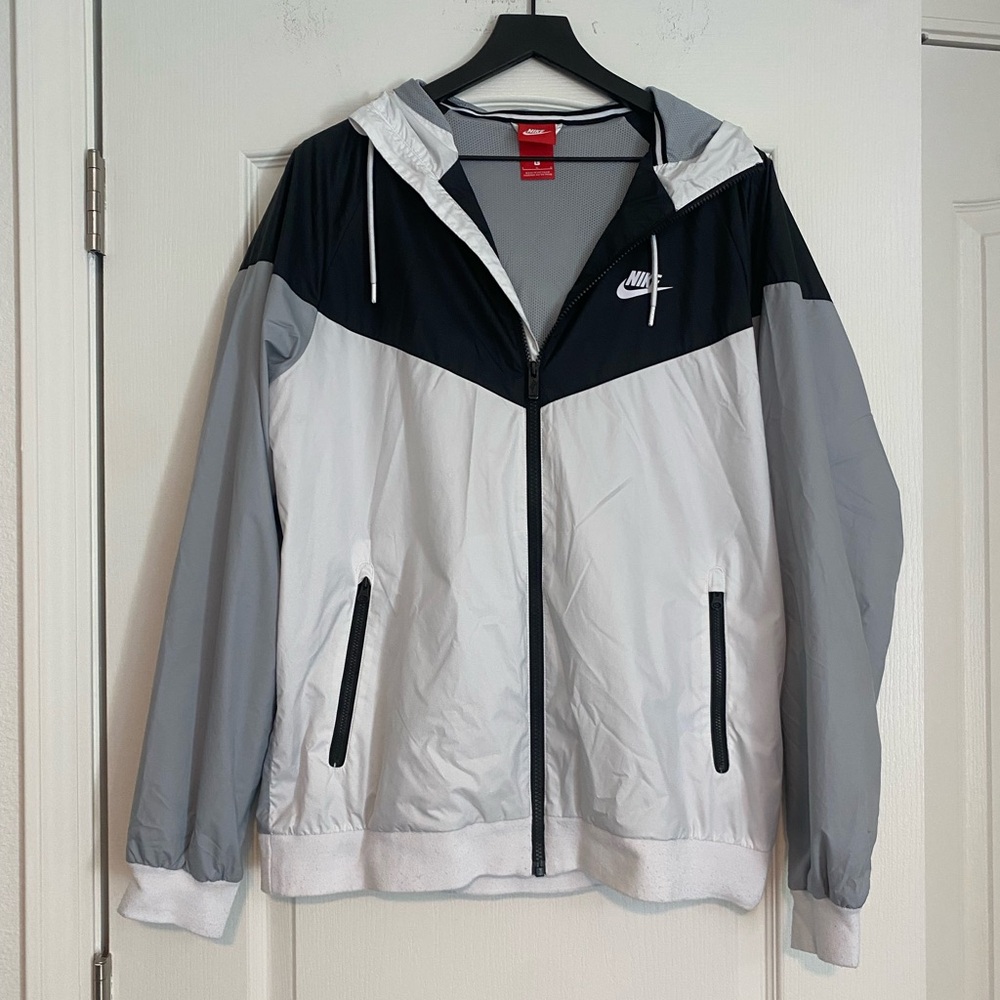 Nike Men's Black and Light Gray Windbreaker Size Large